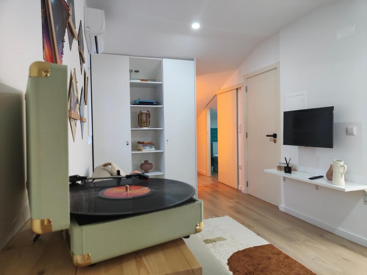 Wood Essence Apartment - Cozy Balcony Coimbra Kültér fotó